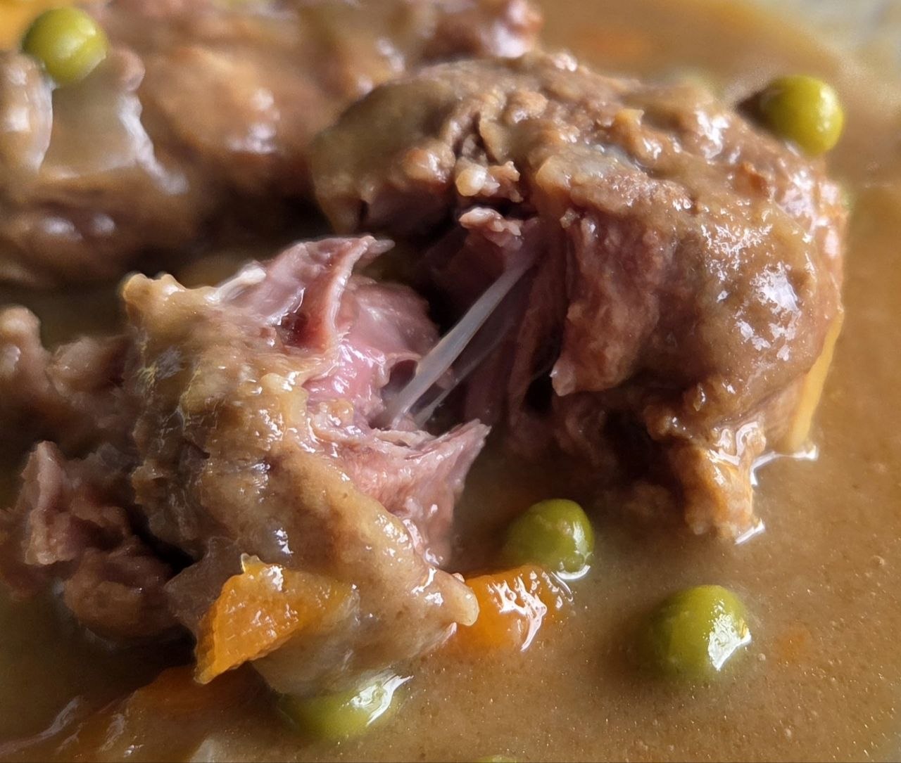 Carne guisada, donde el tiempo se convierte en un ingrediente fundamental